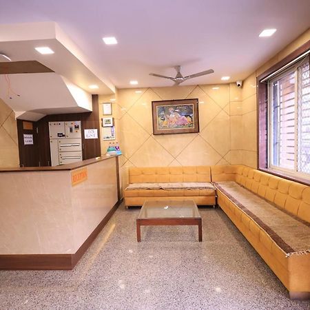 Maruti Group Of Hotels - Shri Naman Nāthdwāra Extérieur photo