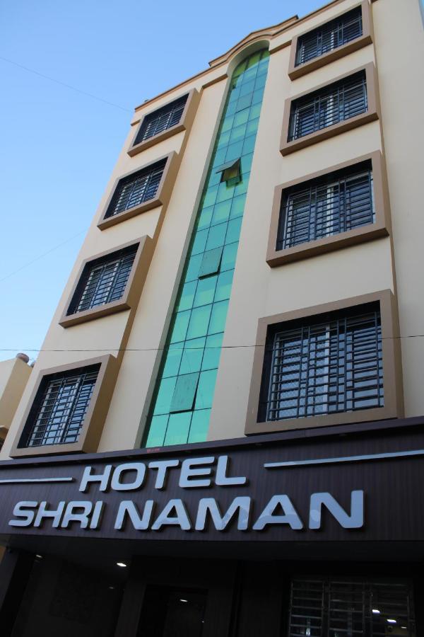 Maruti Group Of Hotels - Shri Naman Nāthdwāra Extérieur photo
