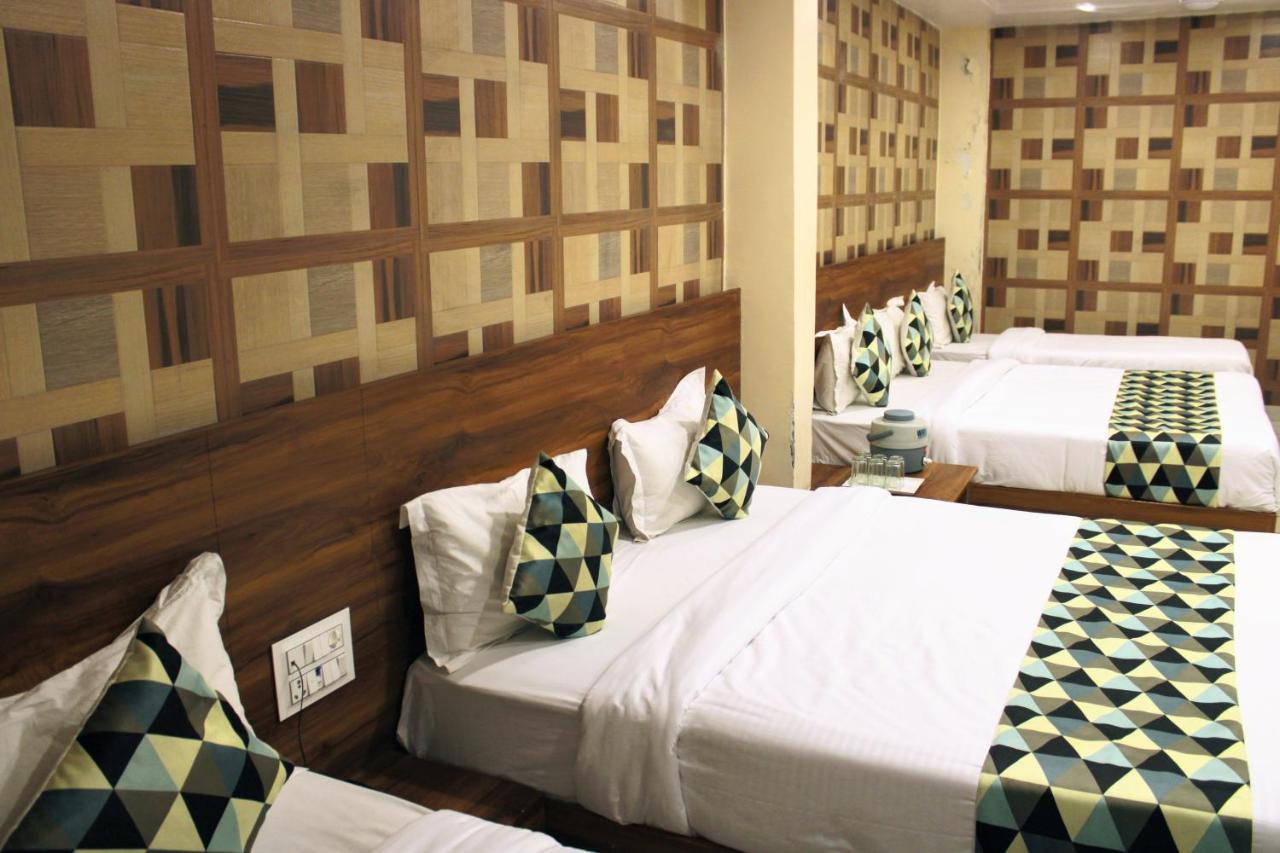 Maruti Group Of Hotels - Shri Naman Nāthdwāra Extérieur photo